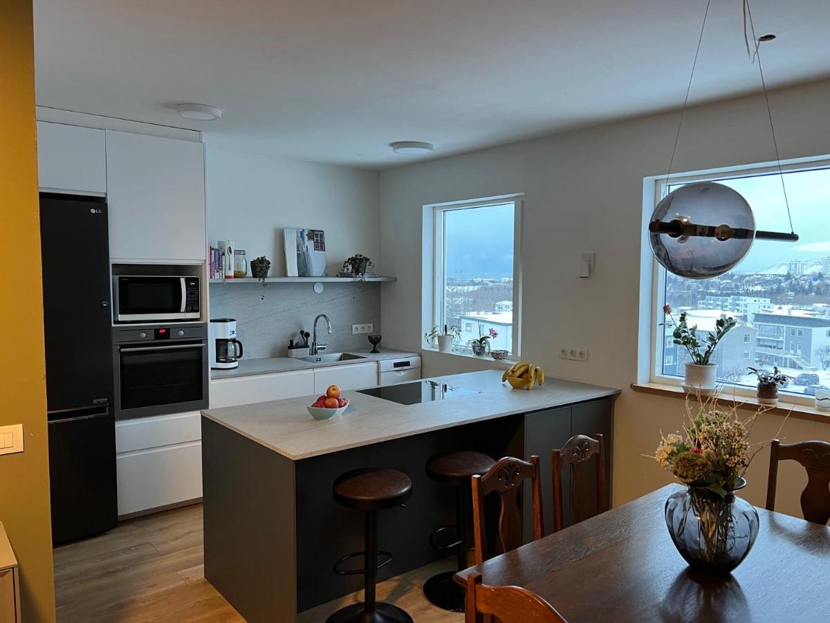 Jm Homestay - A Cozy Two Bedroom Apartment Reykjavik Extérieur photo