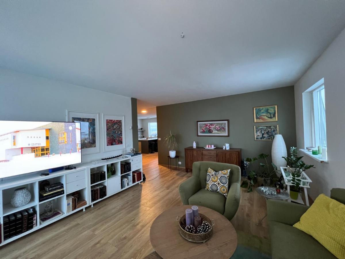 Jm Homestay - A Cozy Two Bedroom Apartment Reykjavik Extérieur photo